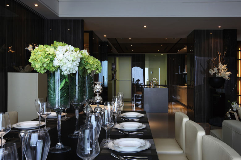 ��ꖬF�����s�b�ް���