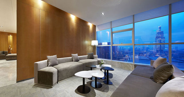 �k���Һ��s�b�ް���